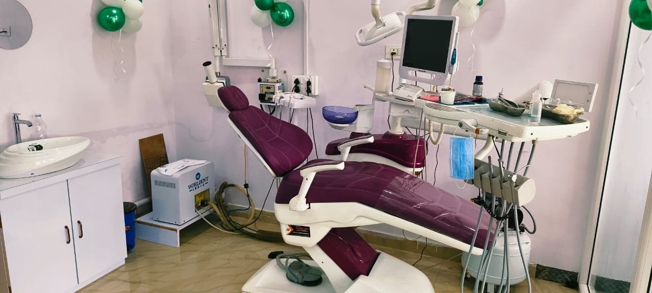 Best Dentist Clinic in Ring road Ranchi 6260185444 Narayan ORO Dental